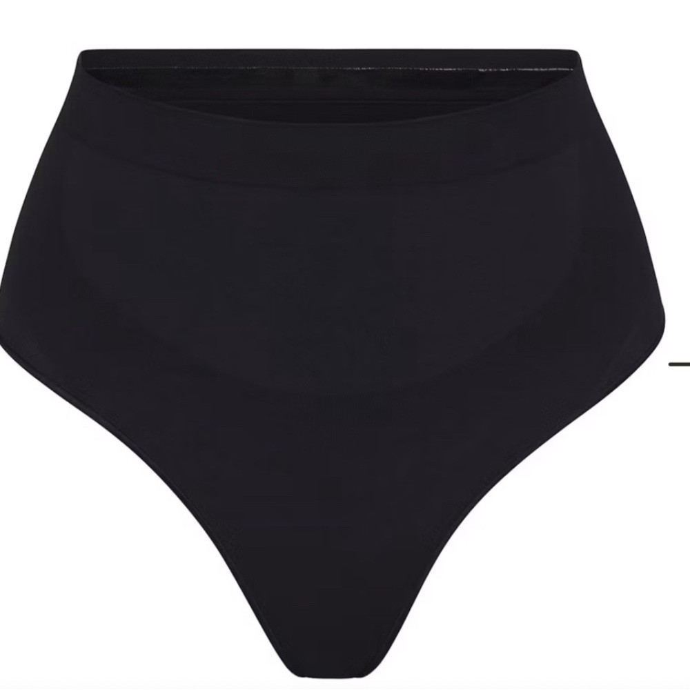 SKIMS Seamless Sculpt Mid Waist Thong